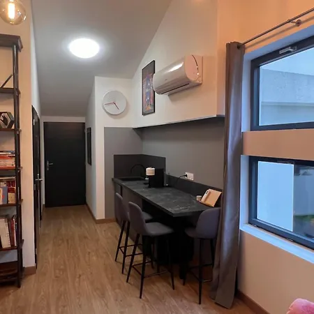60m2 Au Calme Avec A Parking Prive A 2 Pas Du Centre 3* Montélimar